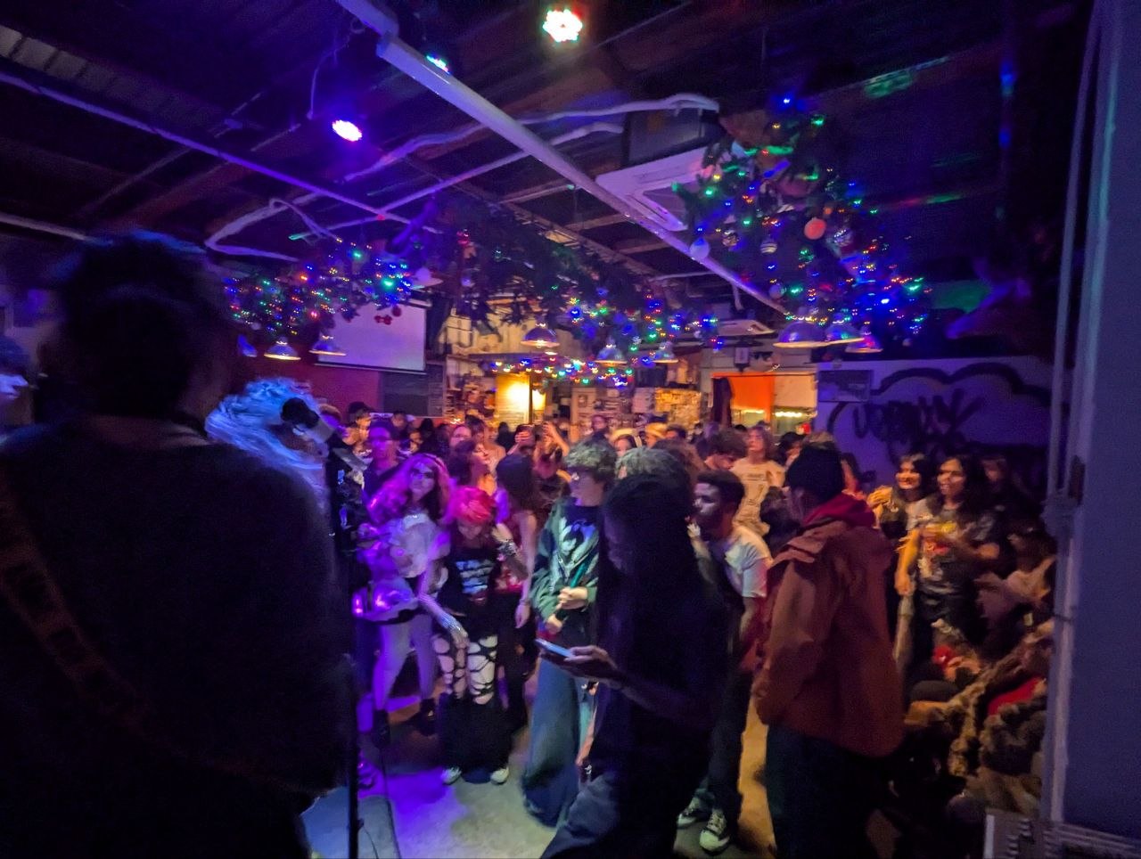 Bridge and Tunnel Brewery show photo 13